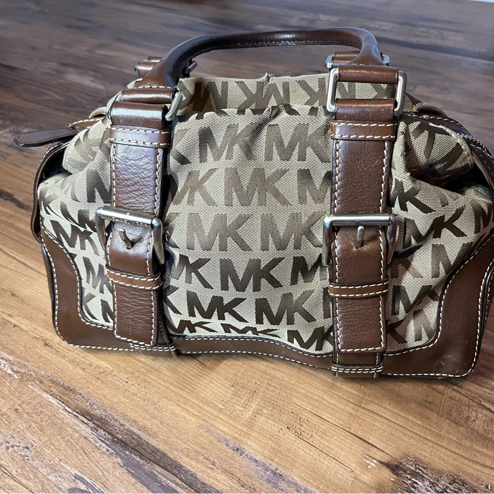 Michael Kors Hobo Duffle Bag Purse Buckle Canvas Logo Leather Trim Detail Brown